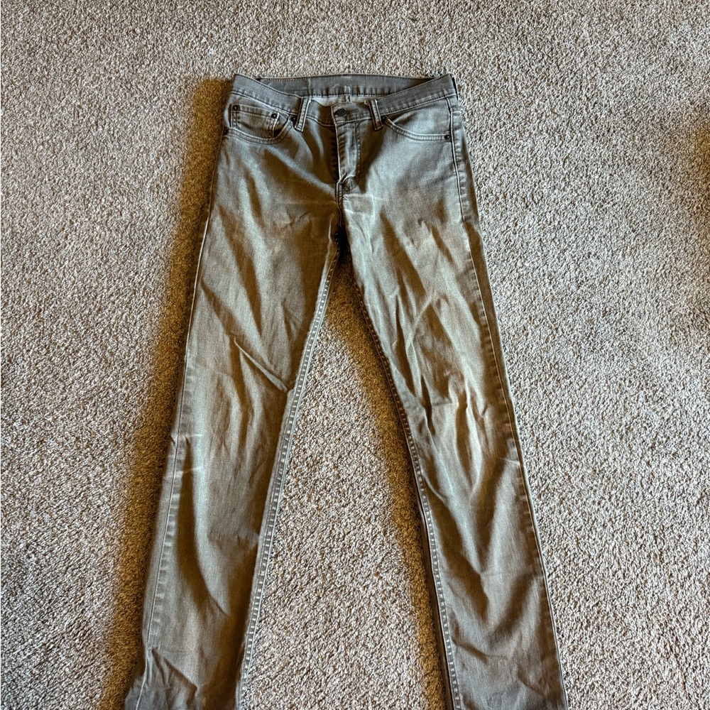 Levi's Skinny Jeans in Gray